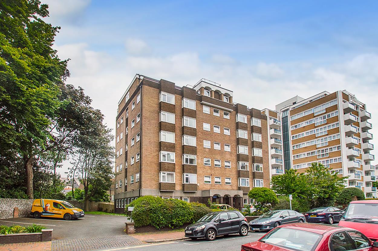 Property Details for Hartington Place Eastbourne BN21 3BW Town Property Estate Agents